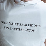 Camiseta Sonia Folache, lazo bordado en el bolsillo delantero